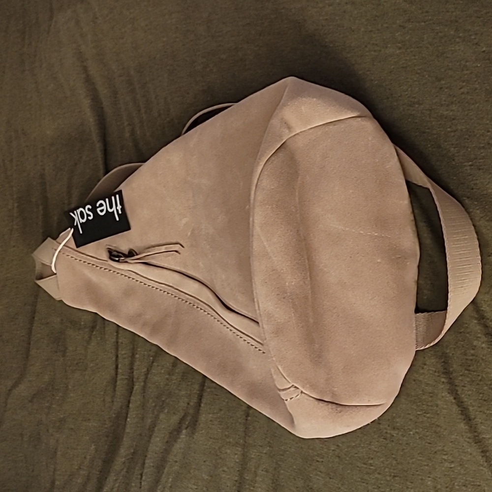 NWT- The Sak Geo Sling Bag in Sand Suede.
